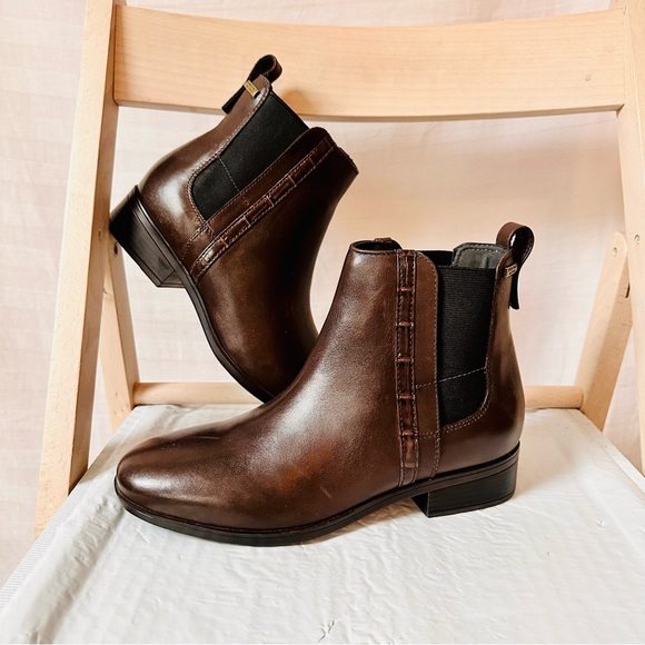 Rockport Larkyn Chelsea Booties Brown Leather Waterproof Size 8.5M TruTech - Picture 1 of 13